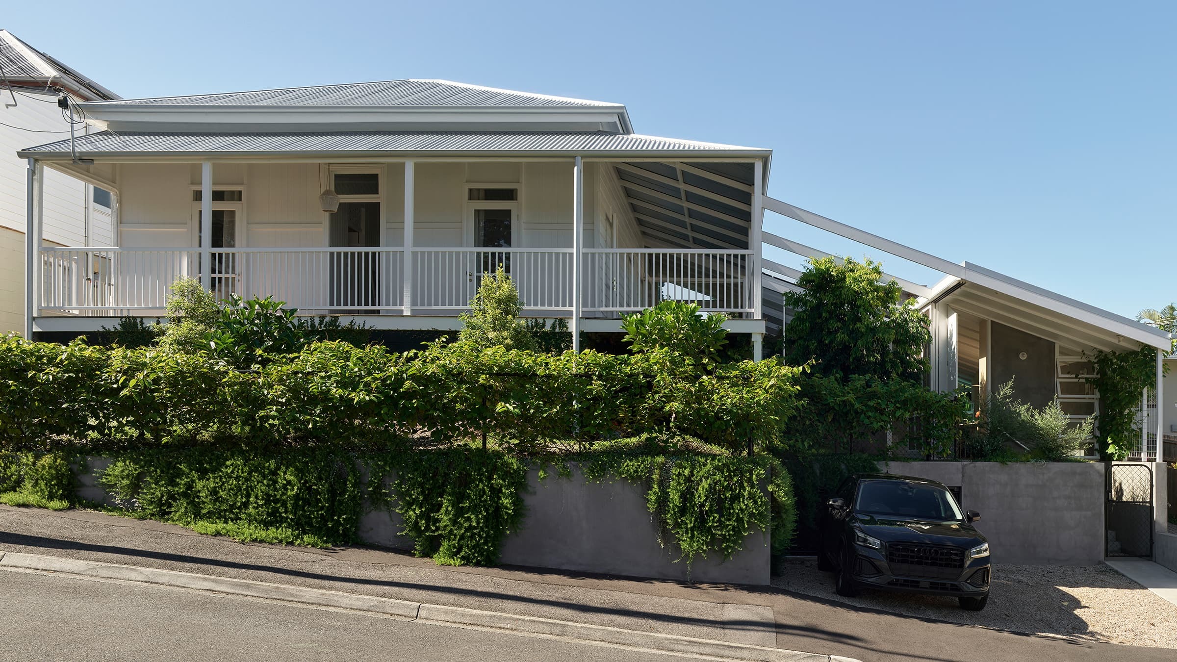 CASCADE HOUSE
